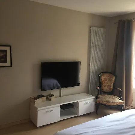 Maison En Perigord A 5 Mn A Pieds Du Centre Holiday home Sarlat-la-Caneda